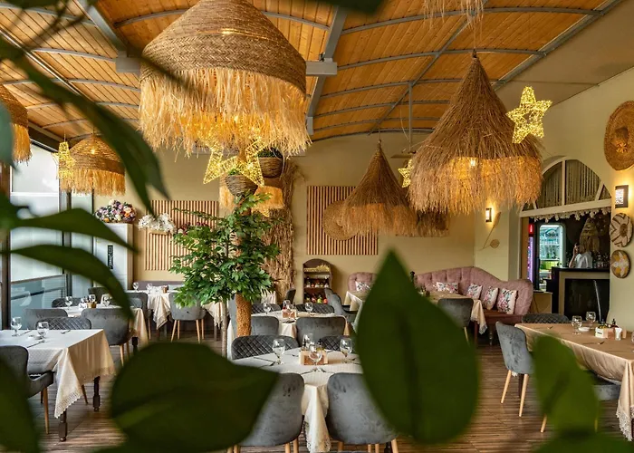 и марая Hotel 3*